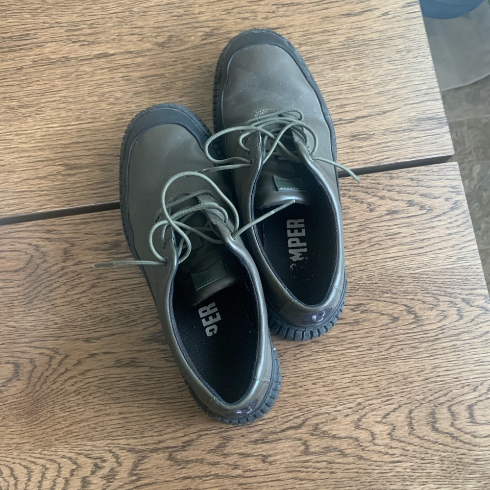 Men’s PIX Campers. Size 42. Green.